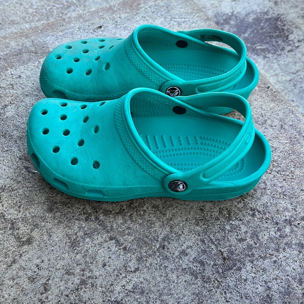 Crocs